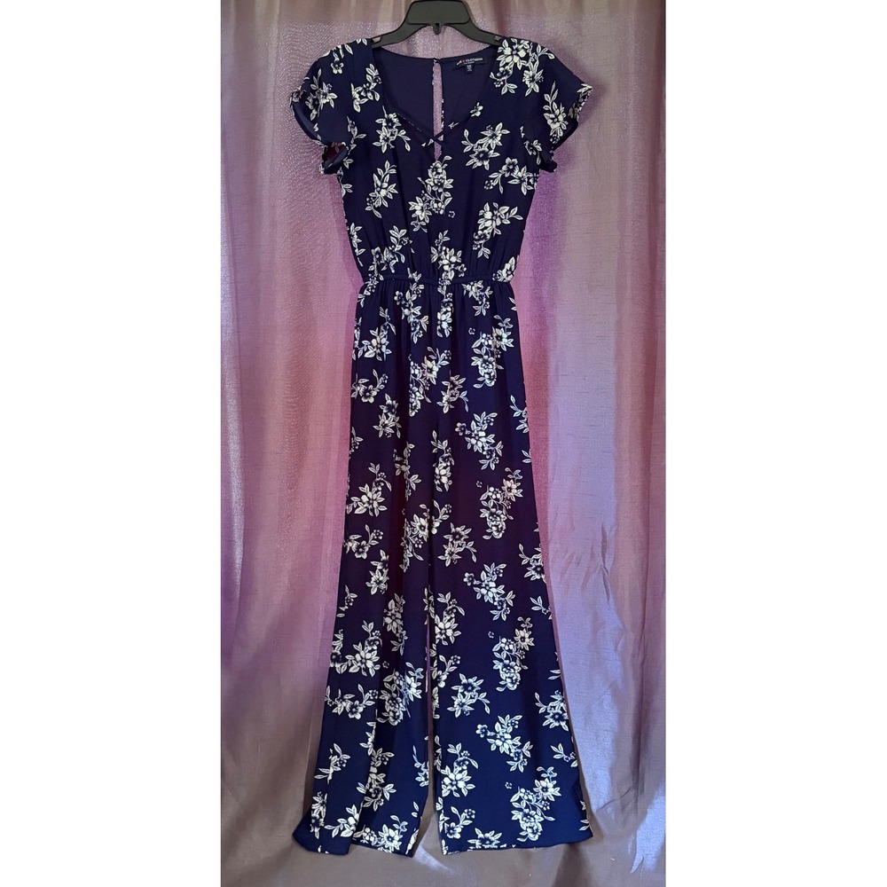 One Clothing Los Angeles Navy Floral Wide Leg Jumpsuit XS Flutter Sleeve V-Neck